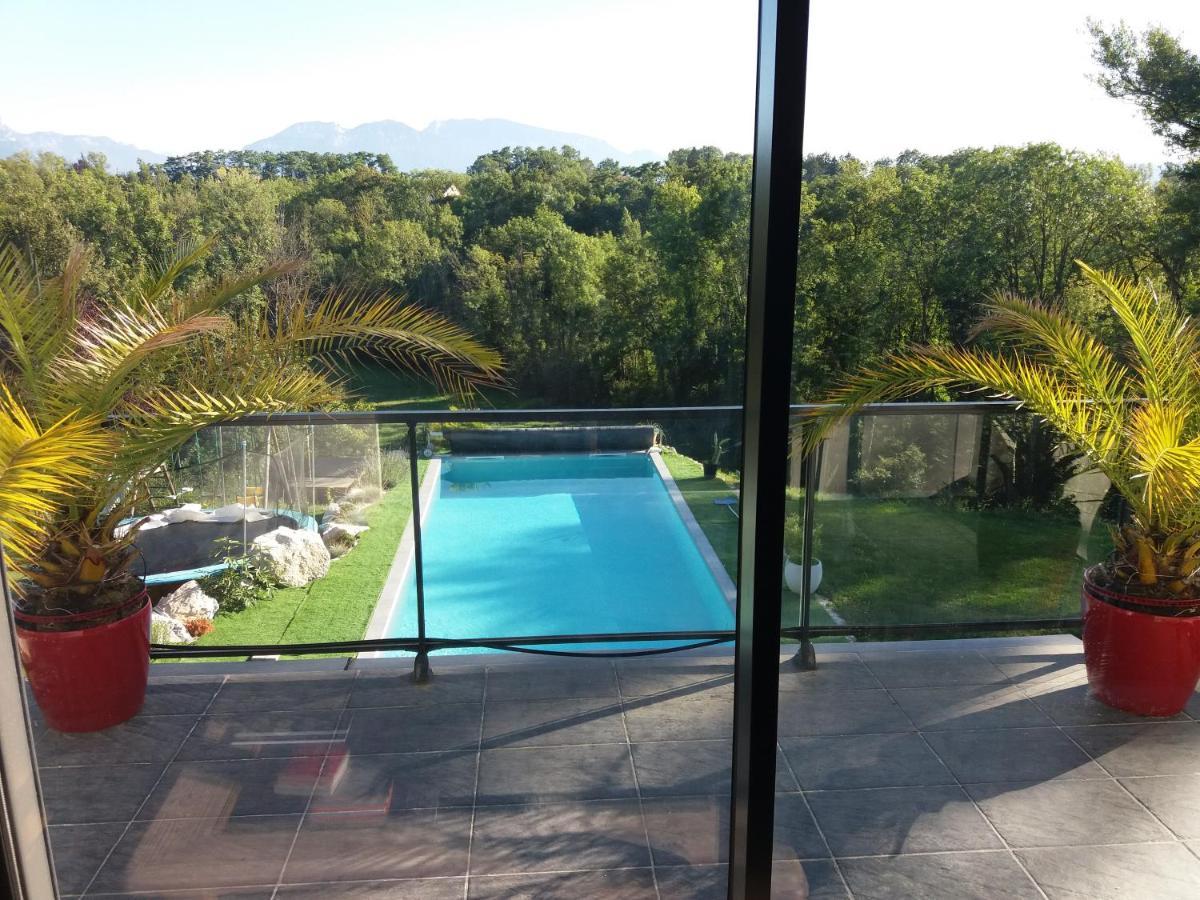 Chambres, Cuisine, Piscine, Spa, Billards, Airhockey, Nature Fillinges 外观 照片
