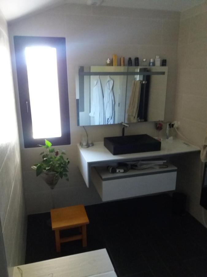 Chambres, Cuisine, Piscine, Spa, Billards, Airhockey, Nature Fillinges 外观 照片